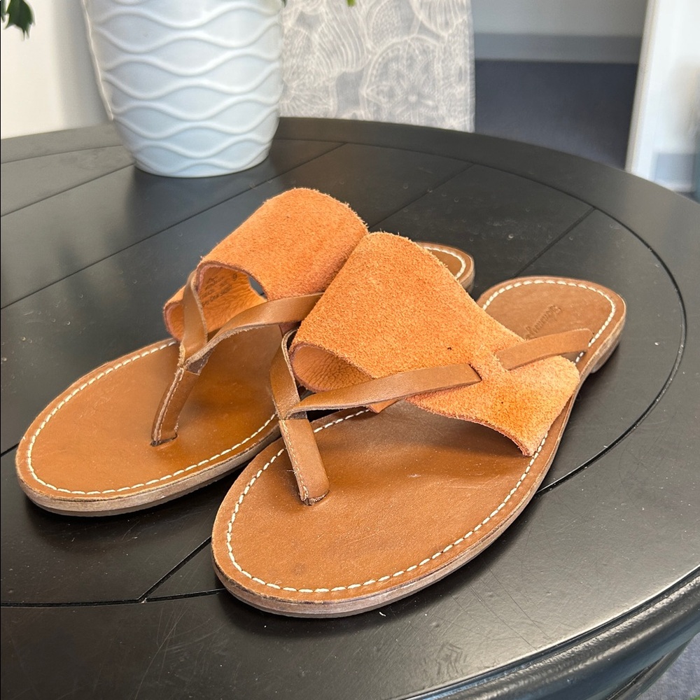Tommy Bahama Orange Suede Toe-Loop Sandals Size 9
